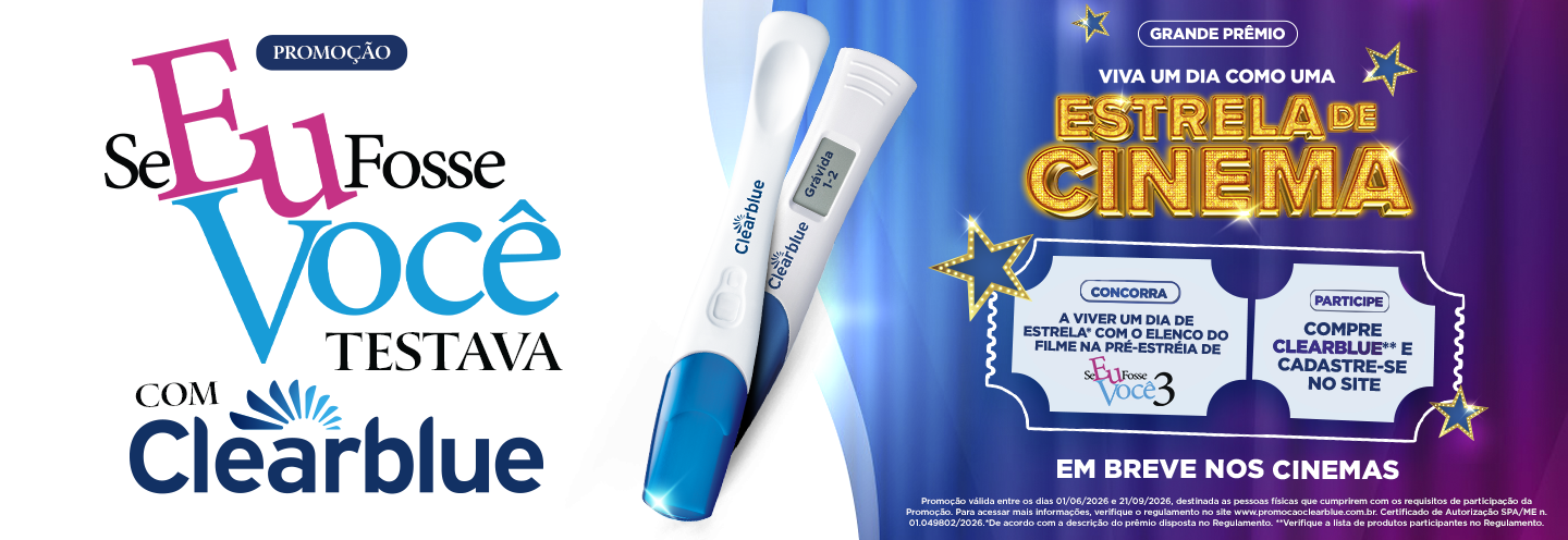 Banner da promoção Se Eu Fosse Você Testava com Clearblue. À esquerda, fundo branco com o logotipo da promoção em letras coloridas e a marca Clearblue com seu símbolo. À direita, dois testes de gravidez Clearblue em destaque ao centro, e o texto em amarelo dourado Grande Prêmio Viva um dia como uma Estrela de Cinema. Há dois cartões com instruções: Concorra a viver um dia estrela com o elenco do filme na pré-estreia de Se Eu Fosse Você 3 e Participe: Compre Clearblue e cadastre-se no site. Na parte inferior: Em breve nos cinemas.